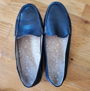 Olukai loafers